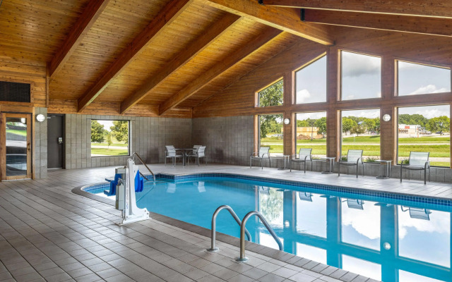 AmericInn by Wyndham Alexandria