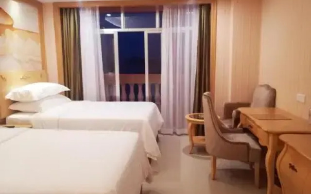 Vienna Hotel Yueliang Bay