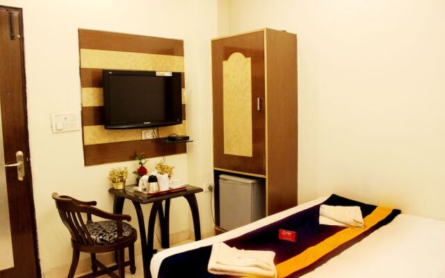 OYO 528 Hotel Neptune Residency