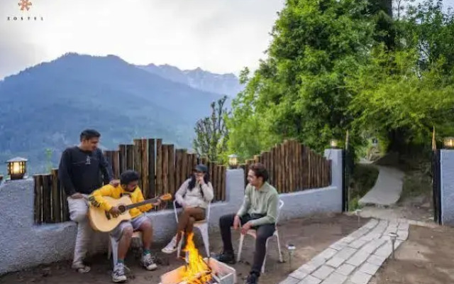 Zostel Manali (Vashisht)