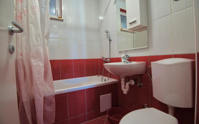 Apartments & rooms Leon