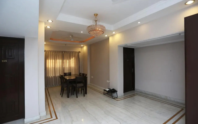 B S Guest House by OYO Rooms