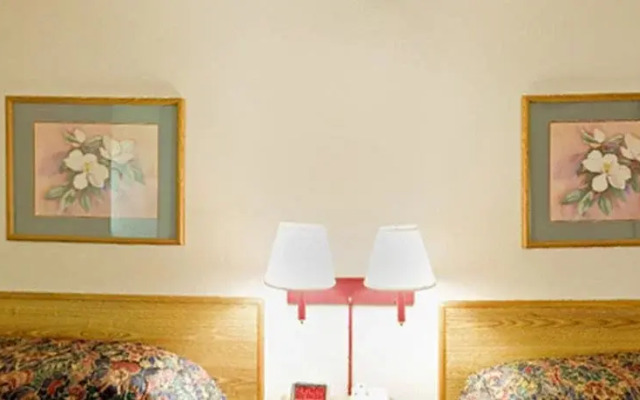 Daybreak Suites Extended Stay - Dothan