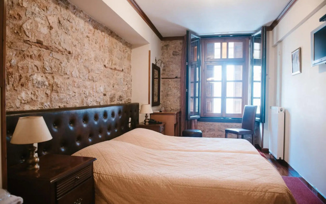 Kentrikon Hotel