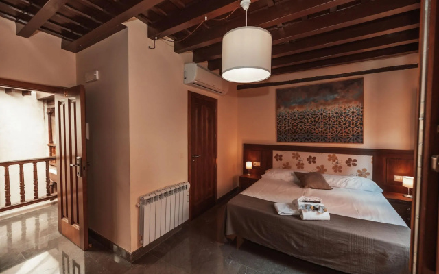 Hostel Mii Mercader De Sedas