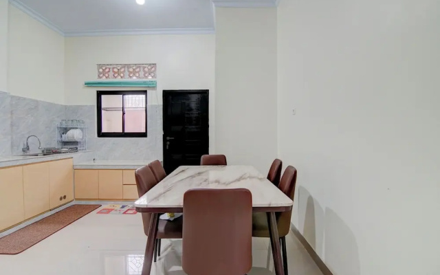 OYO 94758 Kamila House