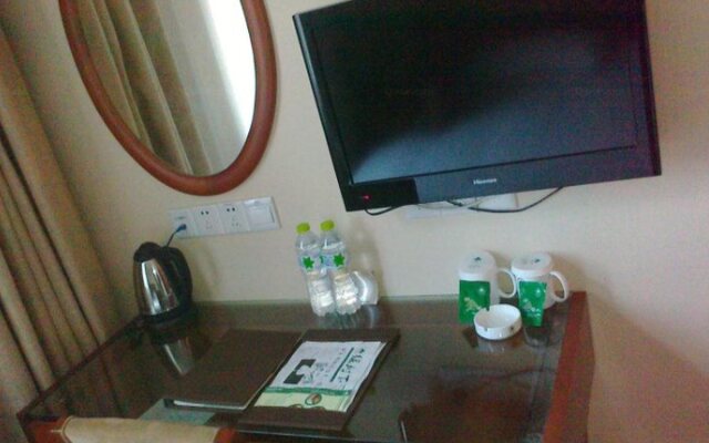 GreenTree Inn Jiangsu Wuxi Lingshan Scenic spot Express Hotel