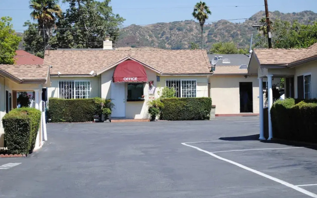 Rose Bowl Motel