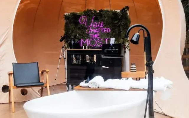 Zion Bubble Glamping