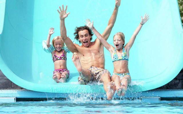 Stately, luxury villa with two bathrooms, 2km from Appelscha