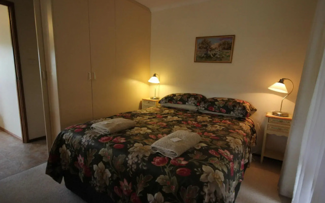 Cape Jervis Accommodation & Caravan Park
