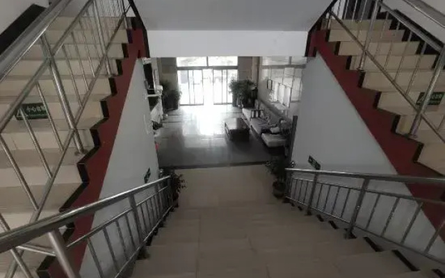 Xinle Xinyao Hotel