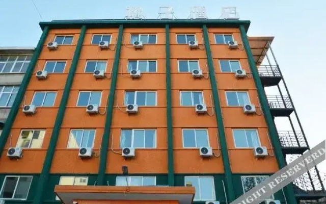 Zhengzhou Orange Hotel (Zijingshan Park Branch)