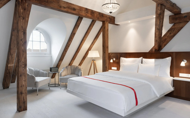 Ruby Mimi Zurich