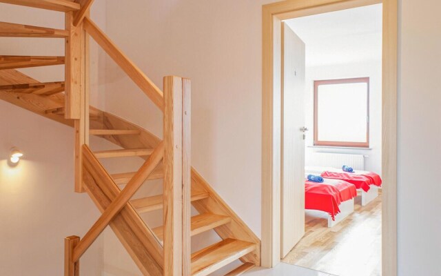 Awesome Home in Mielno With 5 Bedrooms and Wifi