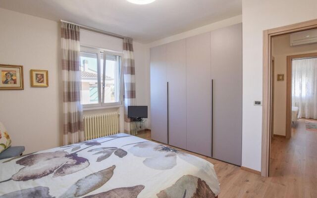 Beautiful Apartment in Abano Terme With Wifi and 2 Bedrooms