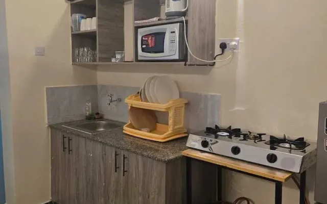 Luckybee Apartments