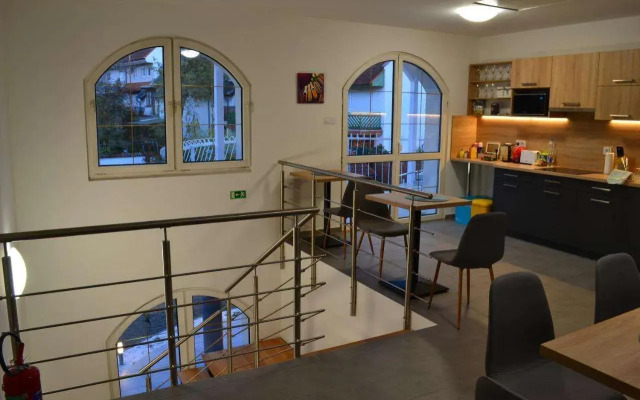 FŐNIX Design Rooms