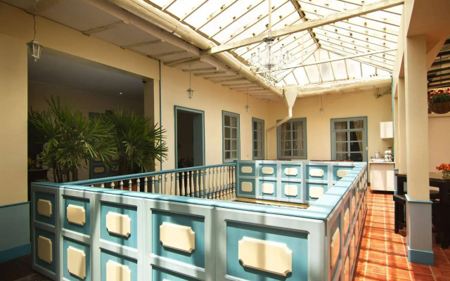 Del Parque Hotel & Suites