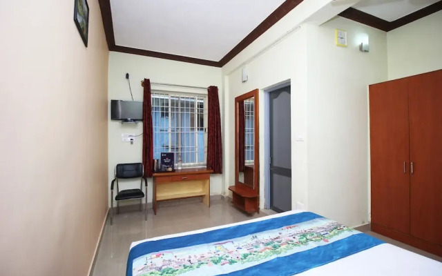 OYO 8499 City Comforts Inn