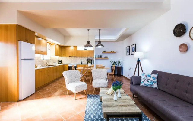 Epimenidis House