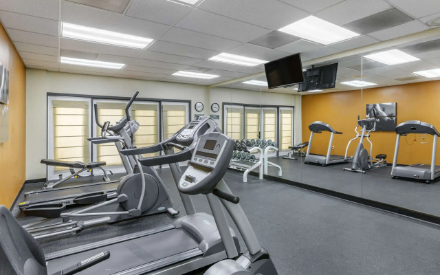 Country Inn & Suites by Radisson, Mesa, AZ