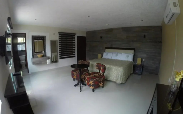 Hotel Los Cedros Uayamon