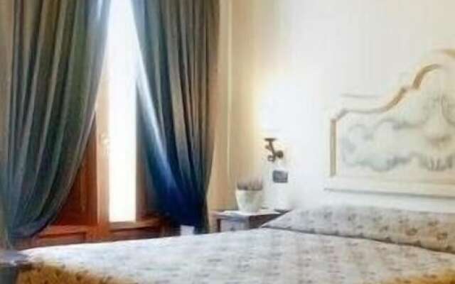 Archi Del Sole & San Rocco