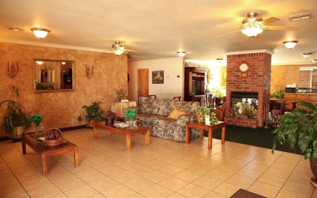 Candlelight Inn & Suites Hwy 69 near McAlester