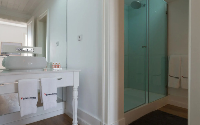 Feels Like Home Chiado Prime Suites