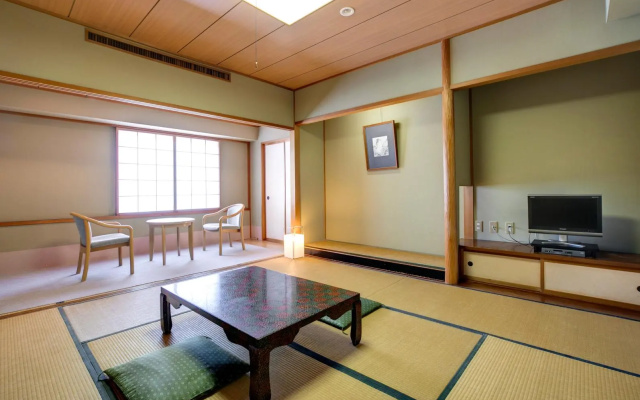 Hotel Century Ikaya – Guest Rooms – Joetsu