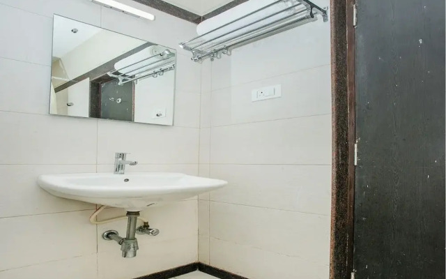 OYO 14835 Wagtail Suites