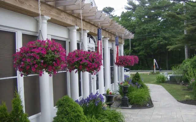 The Holiday House