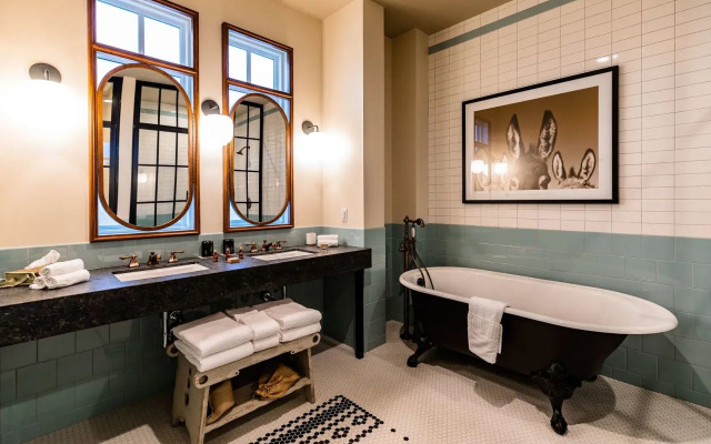 Texican Court, by Valencia Hotel Collection