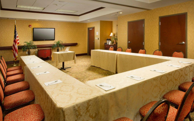 Hampton Inn & Suites Stillwater