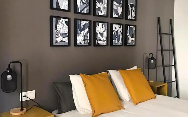 Apartamentos Élite - Picasso