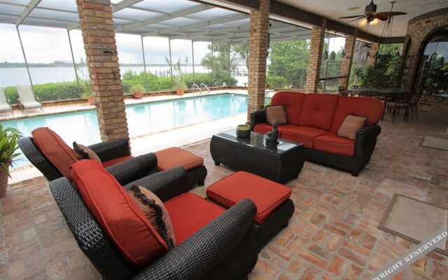 Siesta Key Pool Homes by RVA