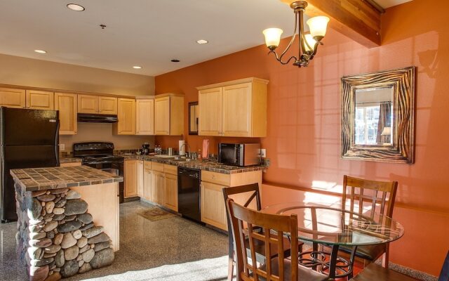 Leavenworth Village Inn