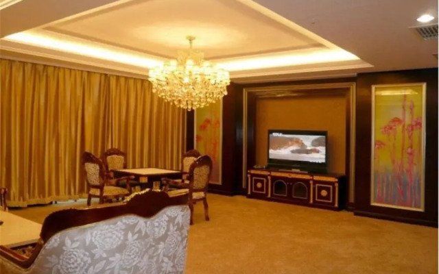 Zhuozhou Shuian Huacheng Hotel