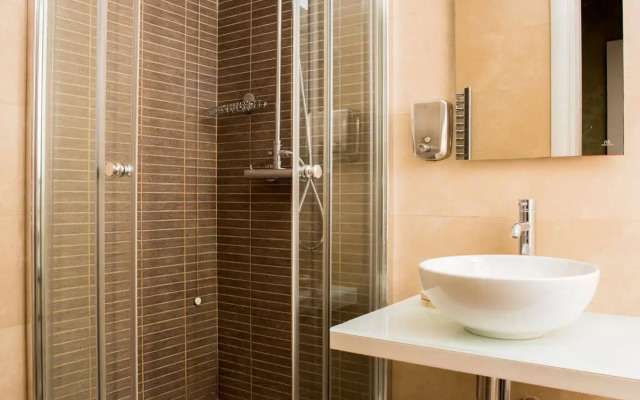 Rome King Suite