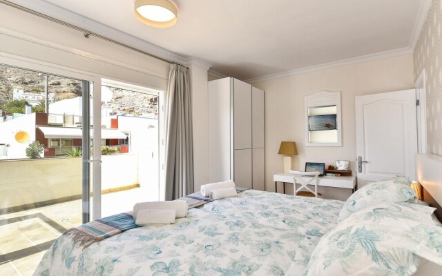 Luxury Penthouse With Terrace Mogan VII