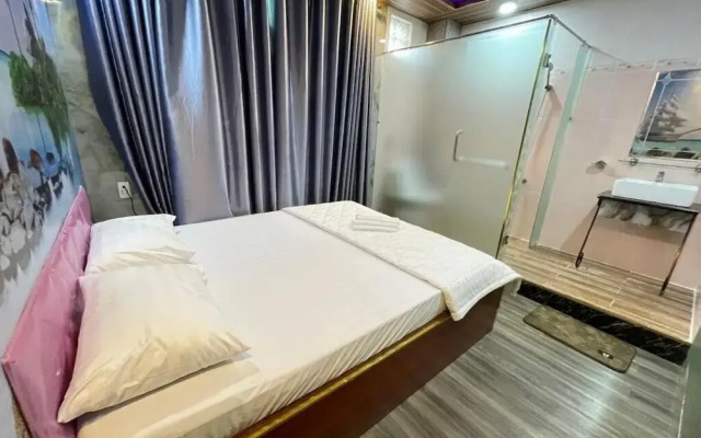 Hoang Gia Hotel Binh Duong by Bay Luxury