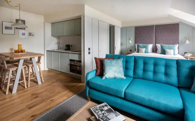 Cheval Abbey Strand Apartments, at Holyrood
