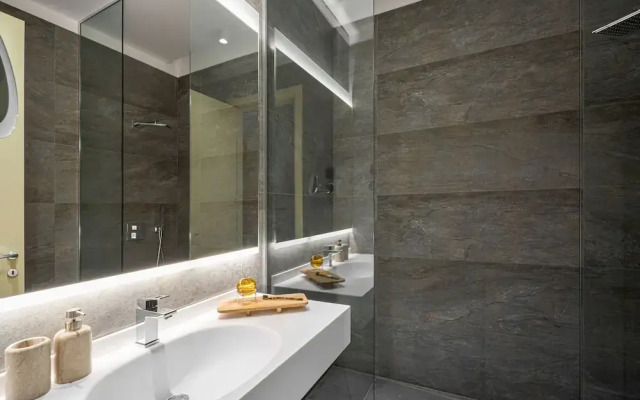 VISIONAPARTMENTS Nicolae Caramfil