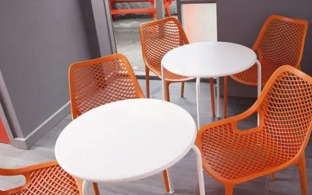 Sleeperdorm - Hostel