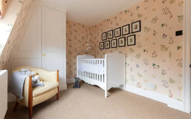 Chester Row IV by Onefinestay