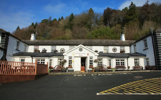 Woodenbridge Hotel and Lodge