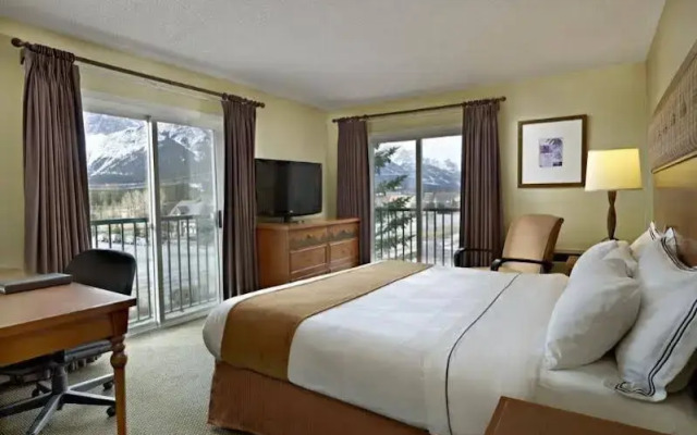 Radisson Hotel & Conference Center Canmore