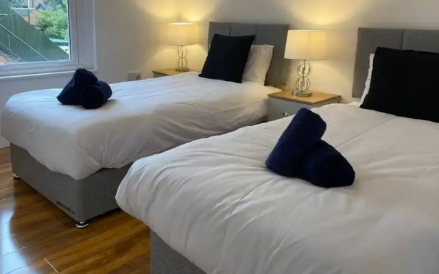 De Parys Serviced Flat in Bedford 4 Live