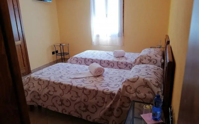 Karingo House